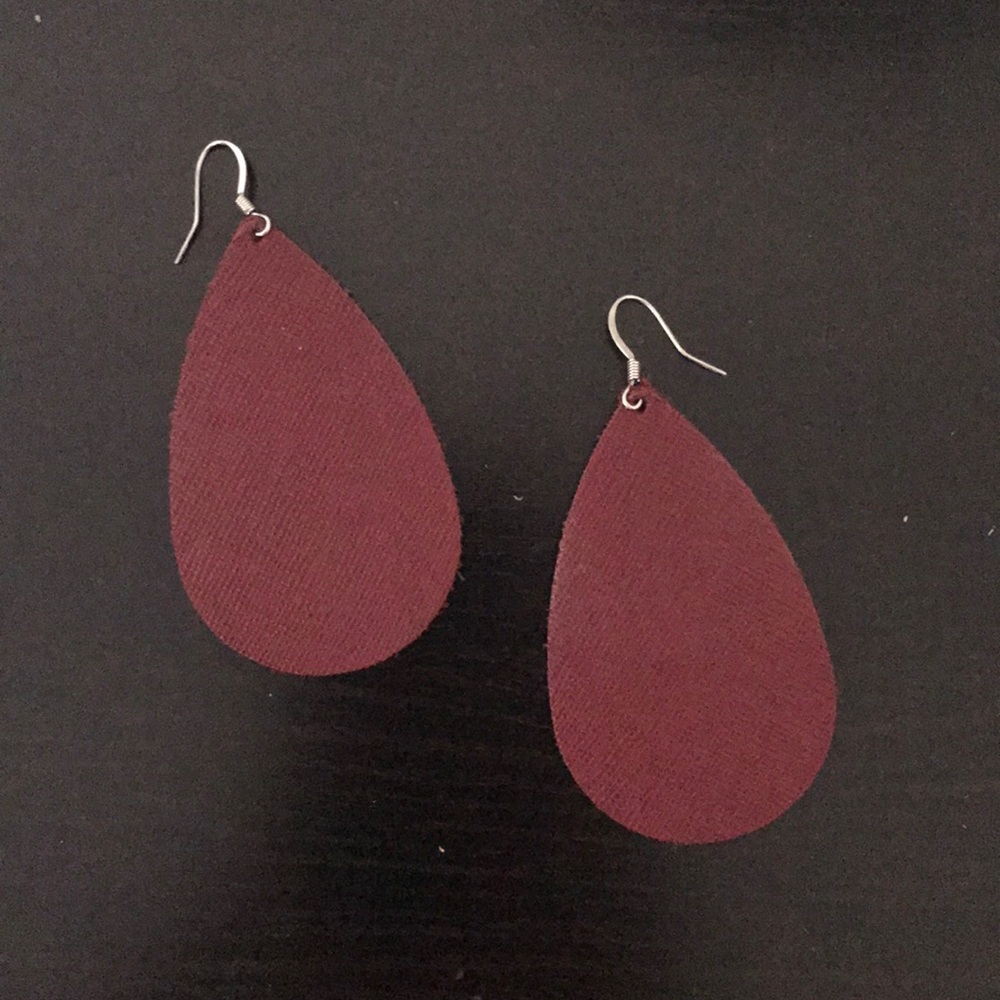 Nickel & suede earrings